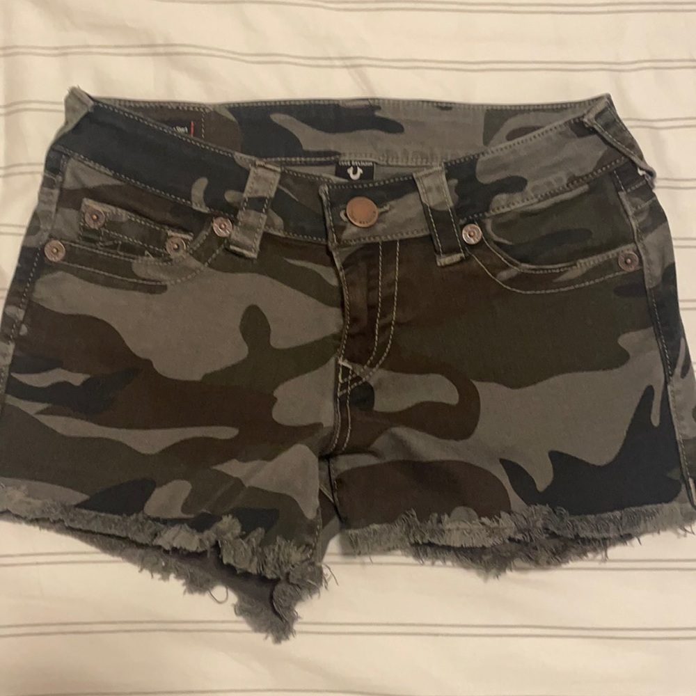 True Religion shorts